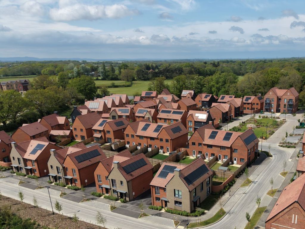 Moda moves into houses with CBRE backing