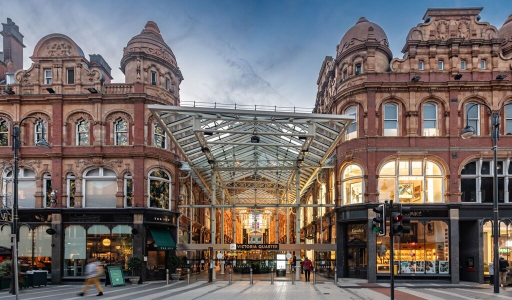 Barbour to make Leeds debut Place Yorkshire