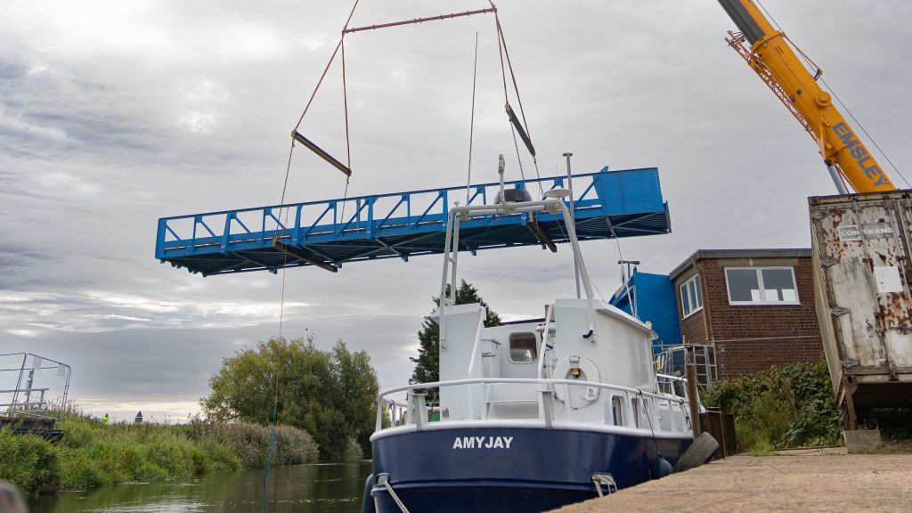 Weel Bridge lifted back into place after £1m overhaul